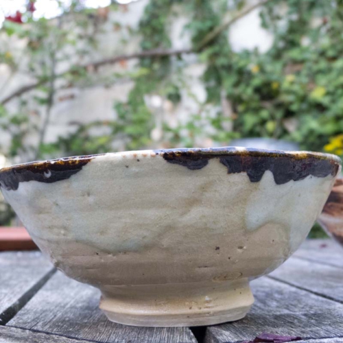 obere Schale, transparent/blau/Temmoku, ø 15cm, Höhe 6,5cm, 30€