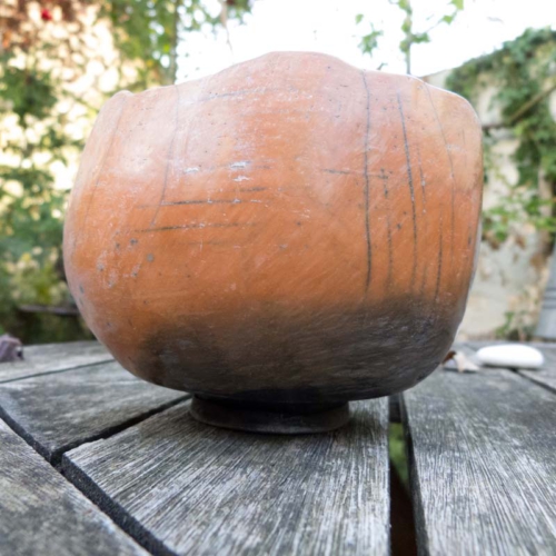 Handgeformte Schale 2, Rakubrand, ø 12,5cm, Höhe 9,5cm, 50€