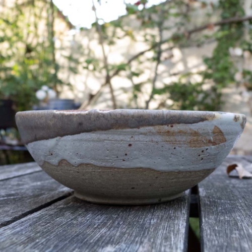 einfache Schale, Temmoku/Shino, ø 13,5cm, Höhe 5cm, 15€