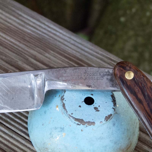 Wade and Butcher, derbes Rasiermesser, 20mm breit, neu aufgebaut, Schale aus Nussbaum, mit Schellack behandelt 120€