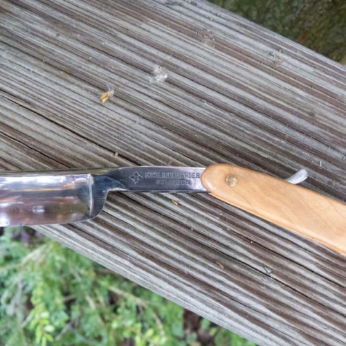 Richard Abraham Herder Solingen, 17 mm breit, vollhohl, neu aufgebaut, Schale aus Olivenholz, mit Schellack behandelt, 80€